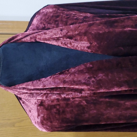 Vince camuto burgandy red crushed velvet waterfall open front cardigan - Picture 2 of 6